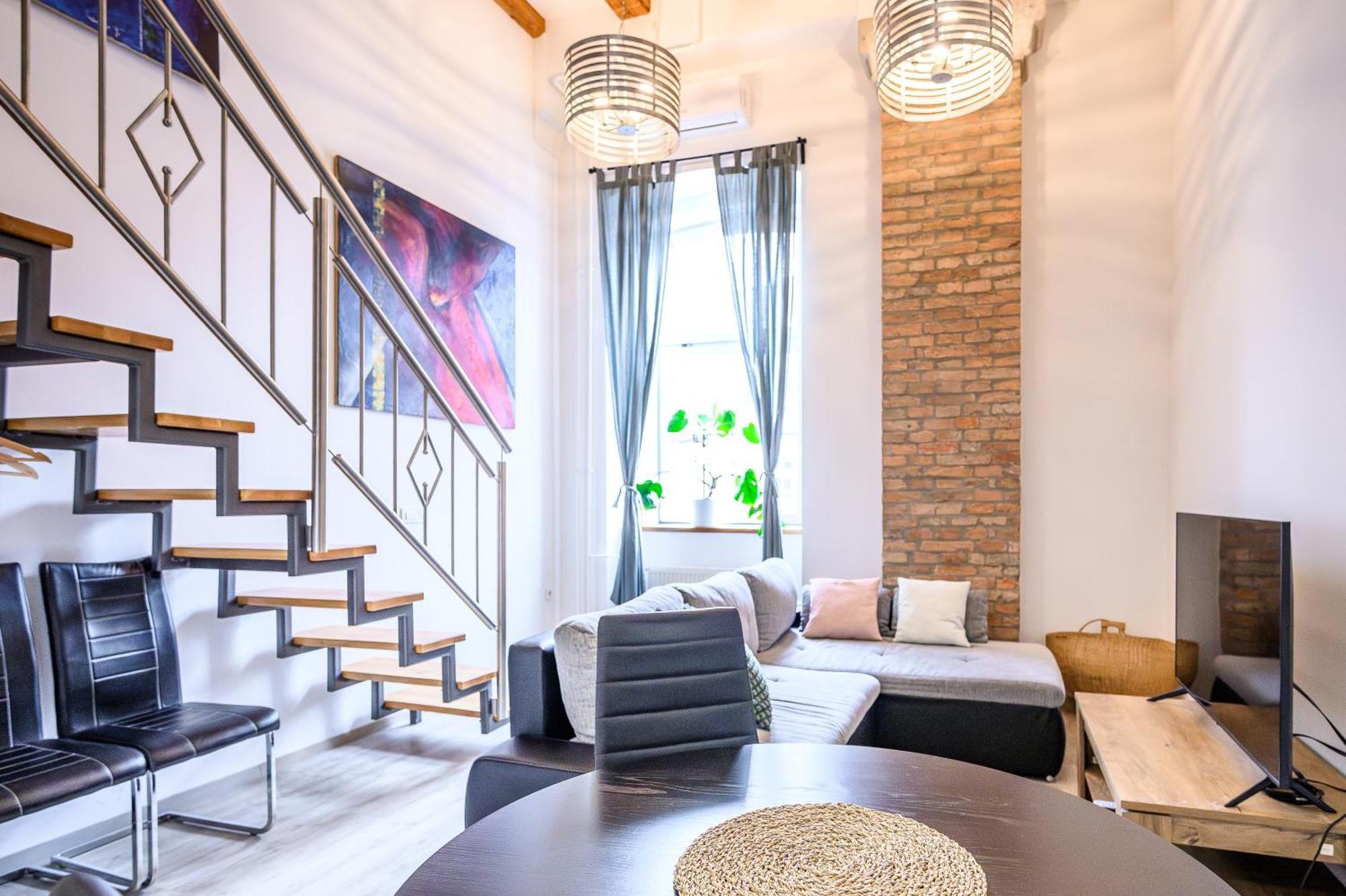 The Comfortable Loft Ljubljana Extérieur photo